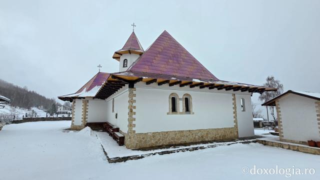 Mănăstirea Muntele Rece