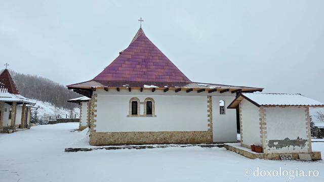 Mănăstirea Muntele Rece