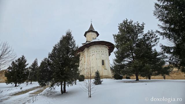 Mănăstirea Probota – moștenire voievodală și vatră monahală