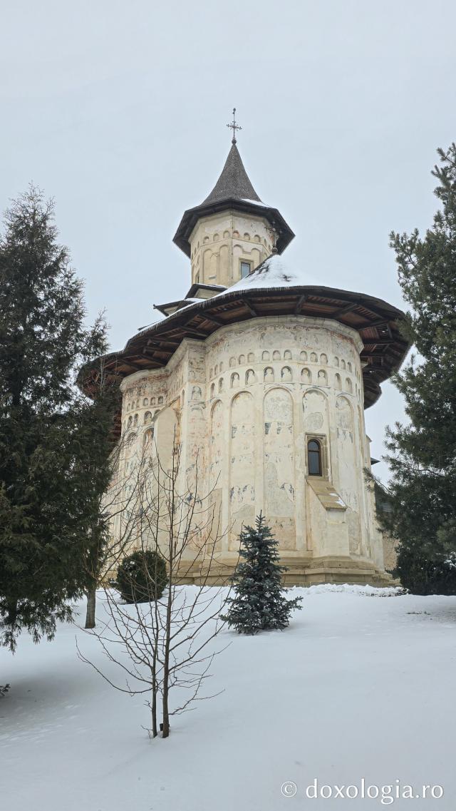 Mănăstirea Probota – moștenire voievodală și vatră monahală