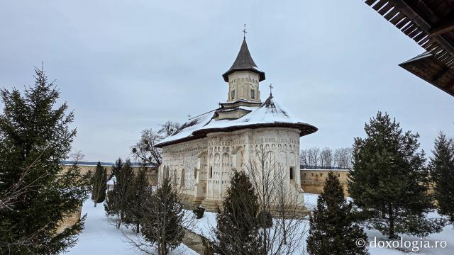 Mănăstirea Probota – moștenire voievodală și vatră monahală