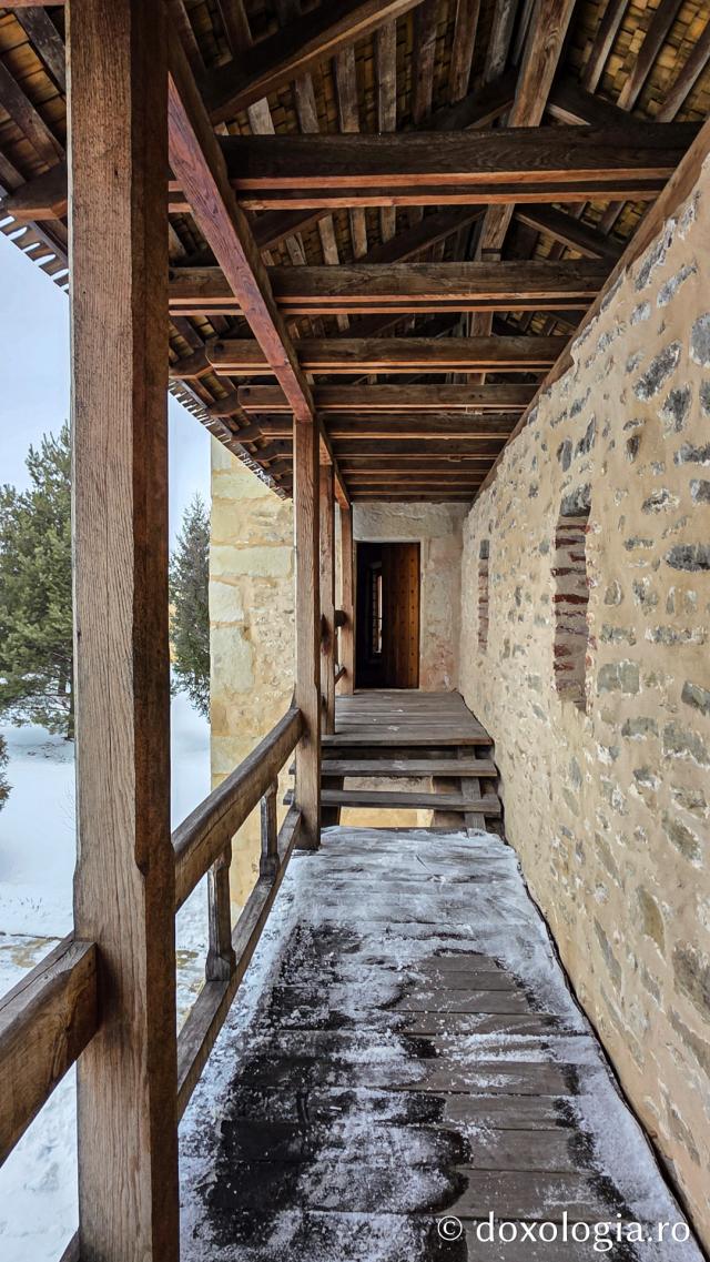 Mănăstirea Probota – moștenire voievodală și vatră monahală