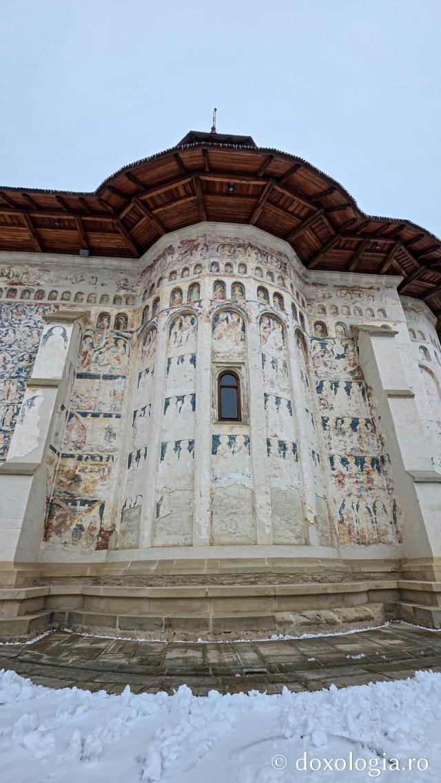 Mănăstirea Probota – moștenire voievodală și vatră monahală