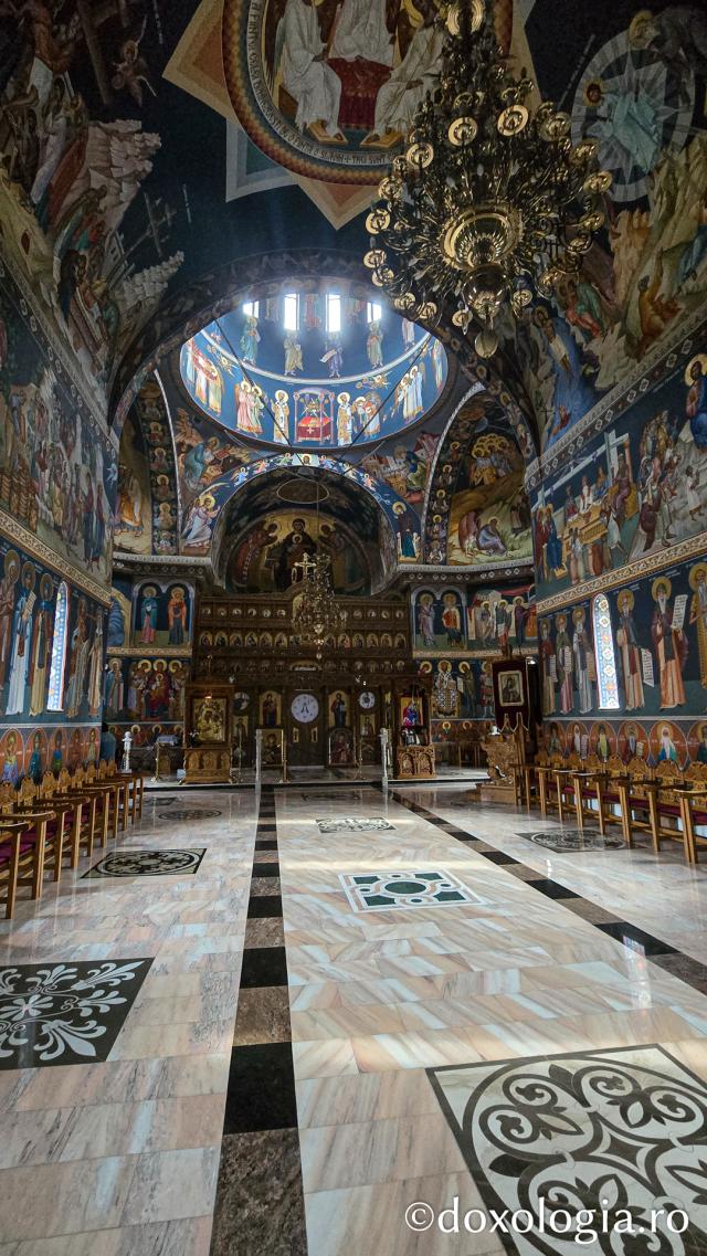 Mănăstirea „Sfinții Arhangheli Mihail, Gavriil și Rafail” Rimetea – Alba