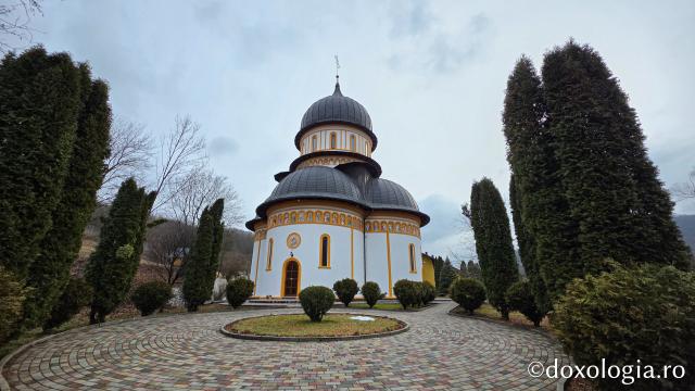 Mănăstirea „Sfântul Ioan Botezătorul” Rimetea – Alba