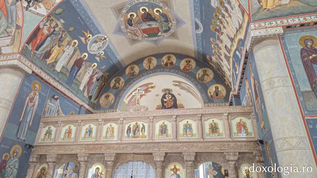 Mănăstirea Sfântul Ierarh Vasile cel Mare, Someșul Cald