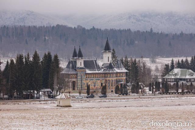Biserica „Sfântul Ioan Iacob Hozevitul” de la Seminarul Neamț