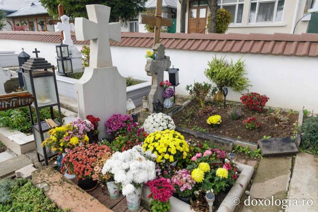 Mormântul Sfintei Cuvioase Elisabeta de la Pasărea