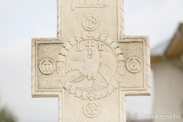 Mormântul Sfintei Cuvioase Filofteia de la Pasărea