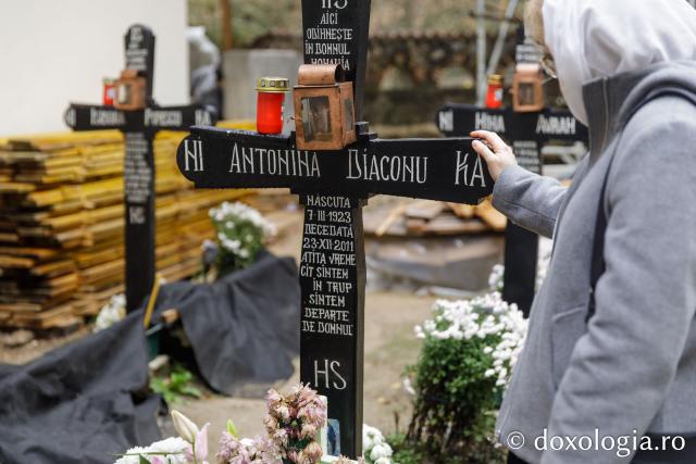 Mormântul Sfintei Cuvioase Antonina de la Tismana