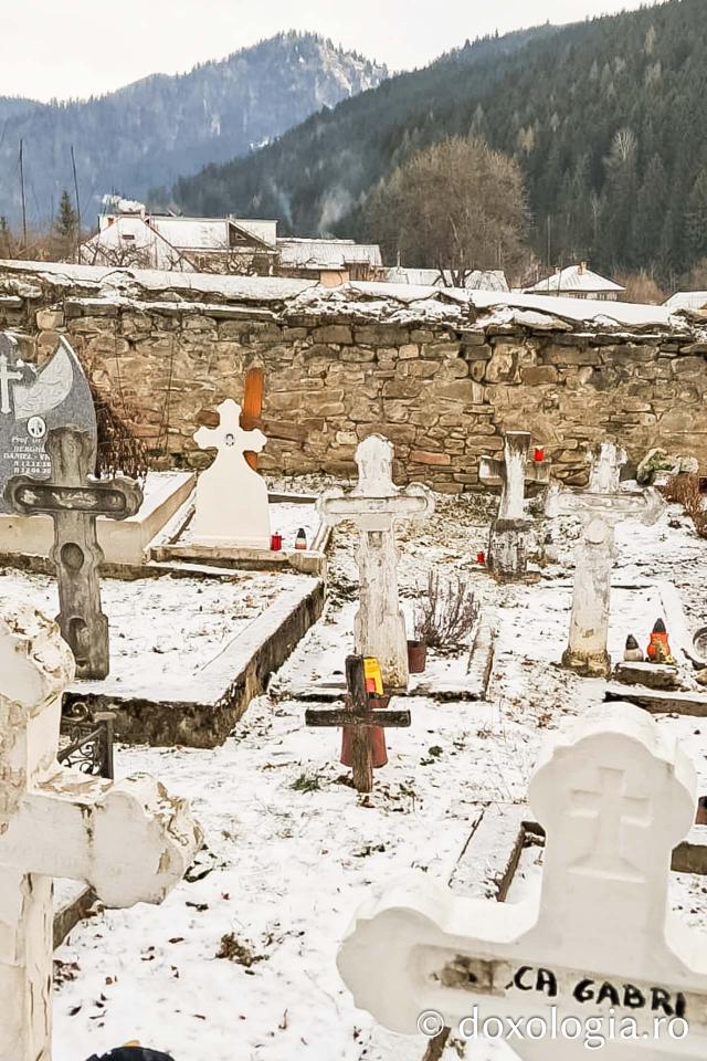 Mormântul Sfintei Olimpiada de la Fărcașa