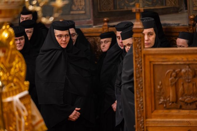 Ultimul parastas pentru cele 16 femei românce canonizate