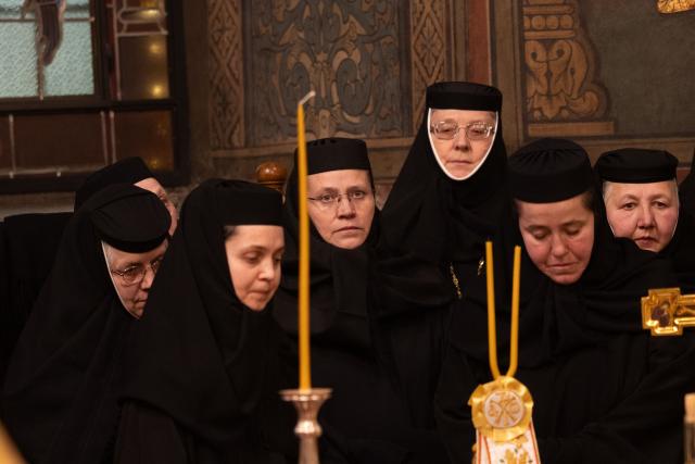 Ultimul parastas pentru cele 16 femei românce canonizate