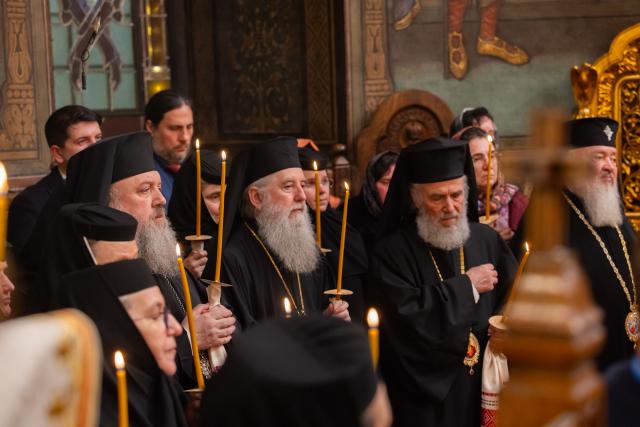 Ultimul parastas pentru cele 16 femei românce canonizate