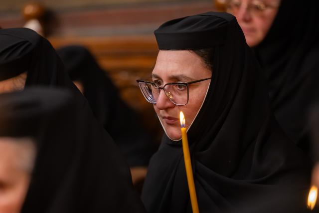 Ultimul parastas pentru cele 16 femei românce canonizate