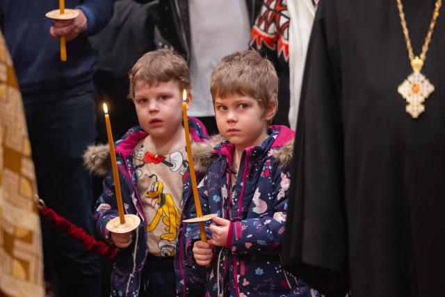 Ultimul parastas pentru cele 16 femei românce canonizate