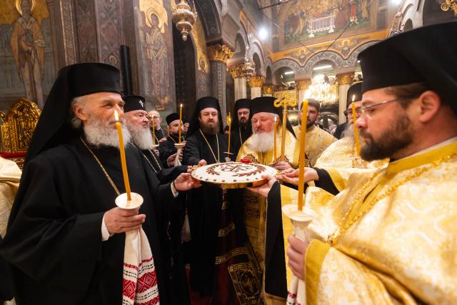 Ultimul parastas pentru cele 16 femei românce canonizate