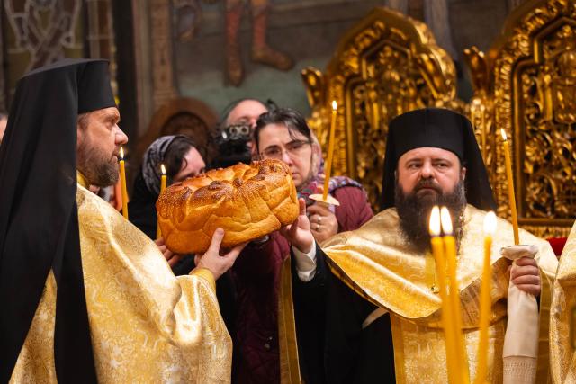 Ultimul parastas pentru cele 16 femei românce canonizate