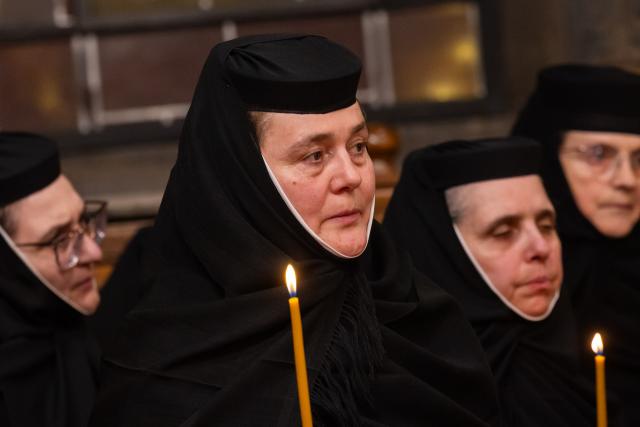 Ultimul parastas pentru cele 16 femei românce canonizate