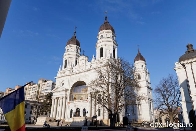 Priveghere la Catedrala Mitropolitană din Iași, în ajunul Întâmpinării Domnului