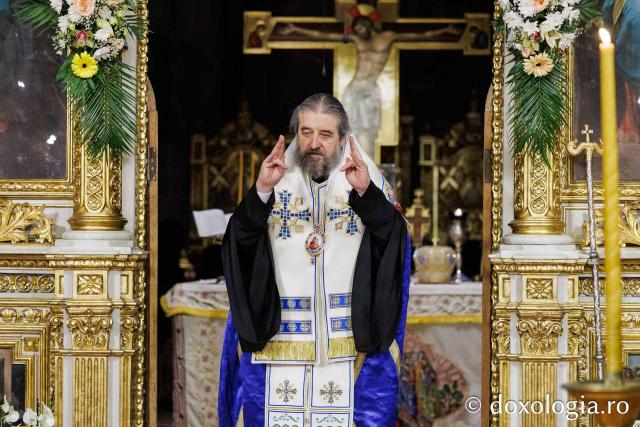 Priveghere la Catedrala Mitropolitană din Iași, în ajunul Întâmpinării Domnului