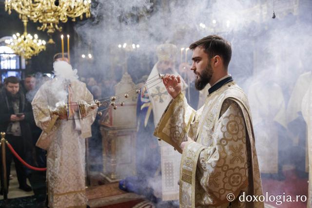 Priveghere la Catedrala Mitropolitană din Iași, în ajunul Întâmpinării Domnului