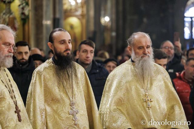 Priveghere la Catedrala Mitropolitană din Iași, în ajunul Întâmpinării Domnului