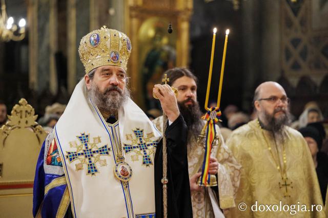 Priveghere la Catedrala Mitropolitană din Iași, în ajunul Întâmpinării Domnului