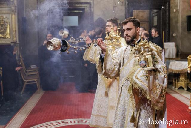 Priveghere la Catedrala Mitropolitană din Iași, în ajunul Întâmpinării Domnului