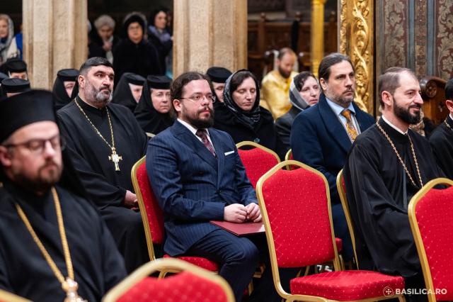 Sfânta Liturghie și proclamarea generală a canonizării celor 16 sfinte femei românce