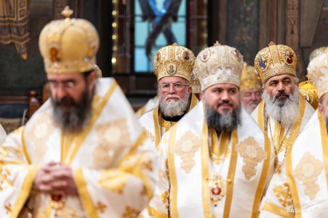 Sfânta Liturghie și proclamarea generală a canonizării celor 16 sfinte femei românce