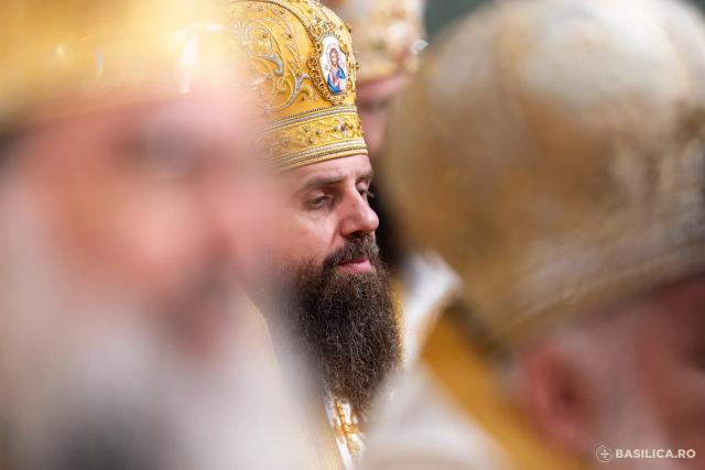 Sfânta Liturghie și proclamarea generală a canonizării celor 16 sfinte femei românce