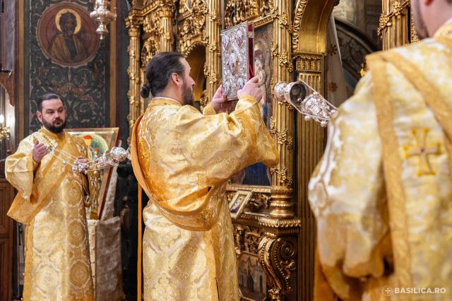 Sfânta Liturghie și proclamarea generală a canonizării celor 16 sfinte femei românce