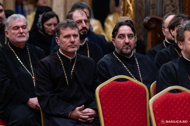 Sfânta Liturghie și proclamarea generală a canonizării celor 16 sfinte femei românce