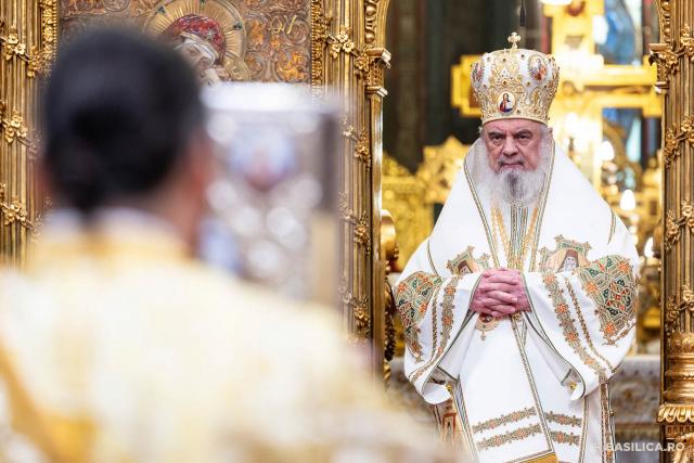 Sfânta Liturghie și proclamarea generală a canonizării celor 16 sfinte femei românce