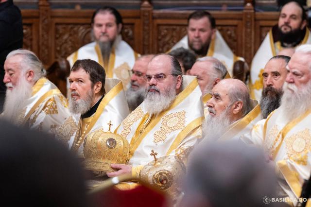 Sfânta Liturghie și proclamarea generală a canonizării celor 16 sfinte femei românce