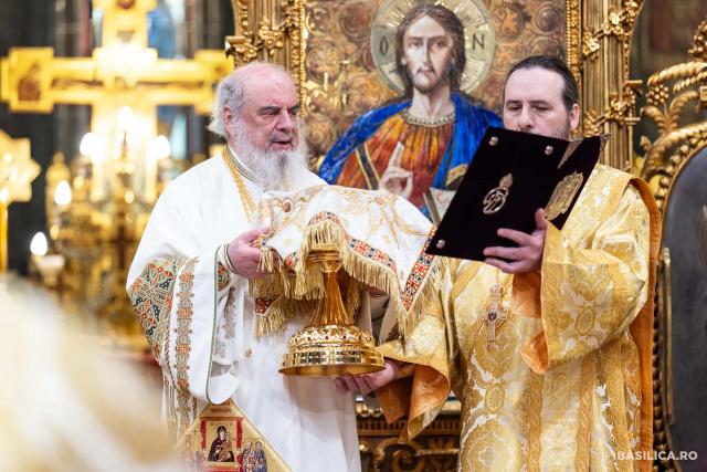 Sfânta Liturghie și proclamarea generală a canonizării celor 16 sfinte femei românce