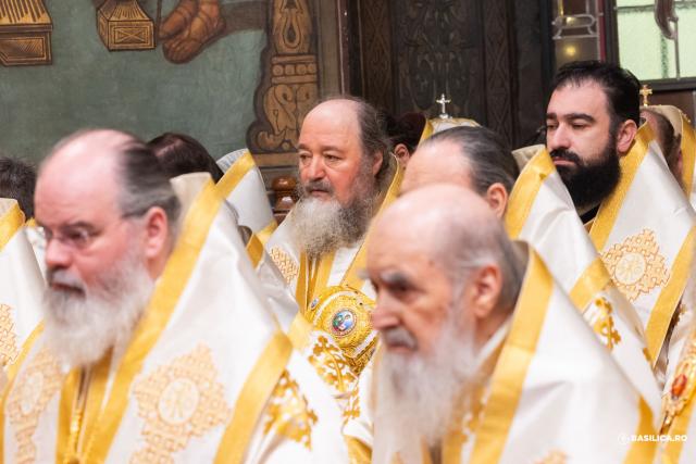 Sfânta Liturghie și proclamarea generală a canonizării celor 16 sfinte femei românce