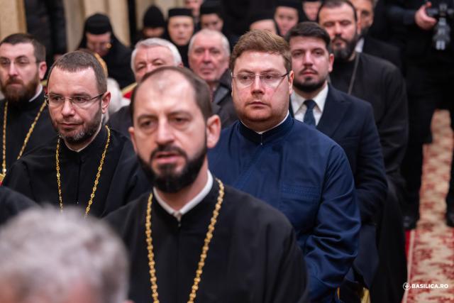 Sfânta Liturghie și proclamarea generală a canonizării celor 16 sfinte femei românce