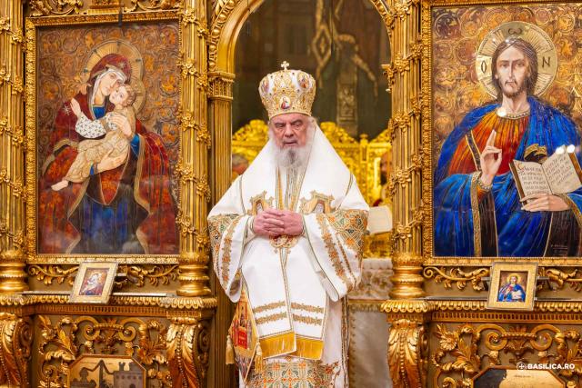 Sfânta Liturghie și proclamarea generală a canonizării celor 16 sfinte femei românce