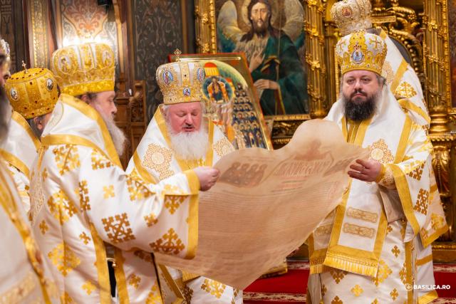 Sfânta Liturghie și proclamarea generală a canonizării celor 16 sfinte femei românce