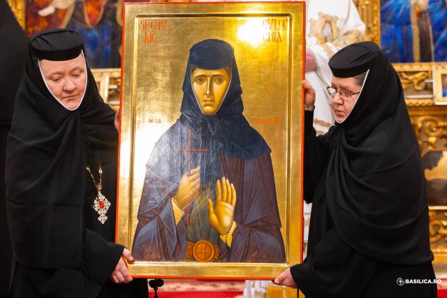 Sfânta Liturghie și proclamarea generală a canonizării celor 16 sfinte femei românce