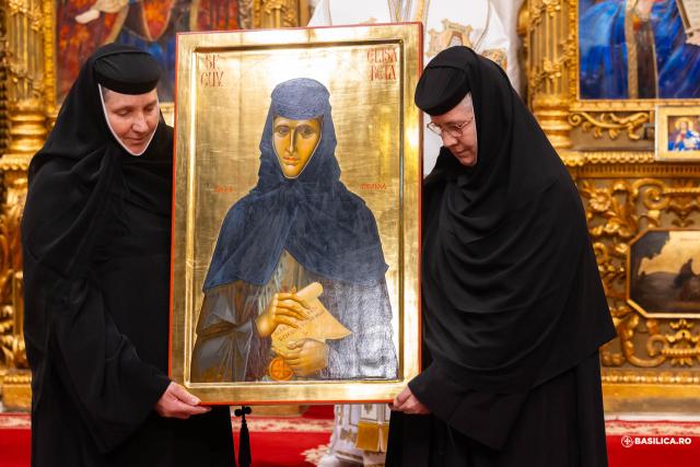 Sfânta Liturghie și proclamarea generală a canonizării celor 16 sfinte femei românce