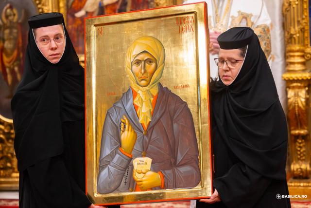 Sfânta Liturghie și proclamarea generală a canonizării celor 16 sfinte femei românce
