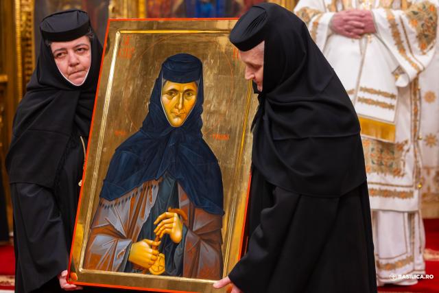 Sfânta Liturghie și proclamarea generală a canonizării celor 16 sfinte femei românce