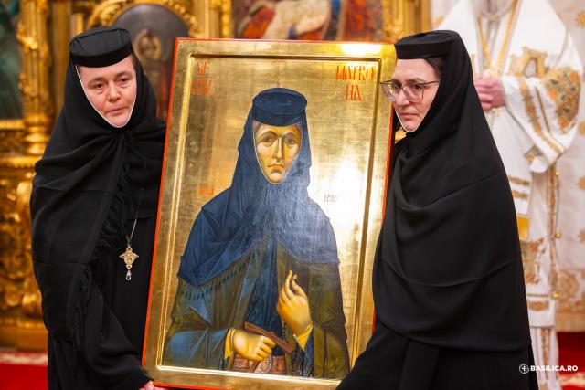 Sfânta Liturghie și proclamarea generală a canonizării celor 16 sfinte femei românce