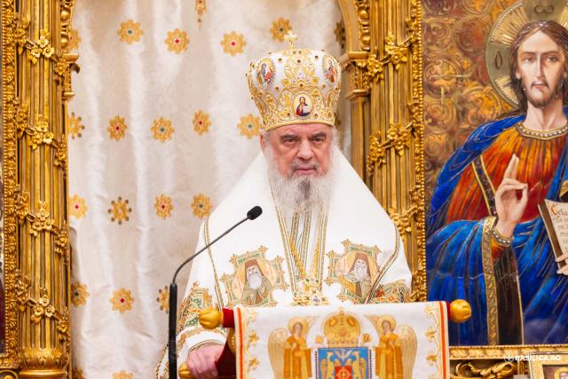 Sfânta Liturghie și proclamarea generală a canonizării celor 16 sfinte femei românce