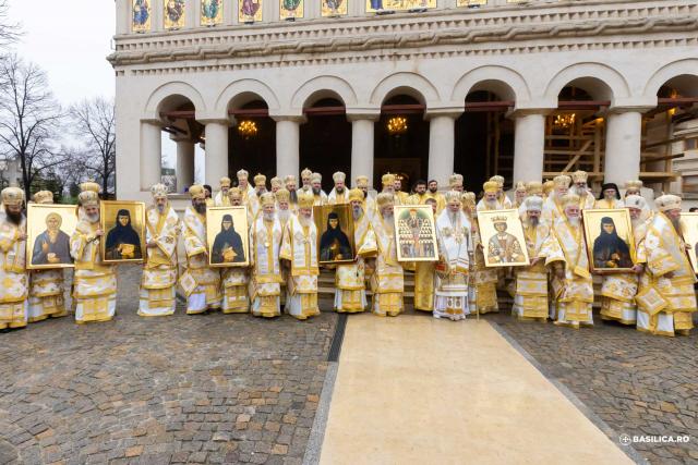 Sfânta Liturghie și proclamarea generală a canonizării celor 16 sfinte femei românce