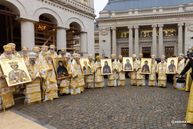 Sfânta Liturghie și proclamarea generală a canonizării celor 16 sfinte femei românce