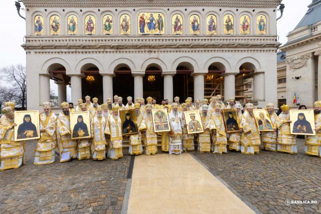 Sfânta Liturghie și proclamarea generală a canonizării celor 16 sfinte femei românce